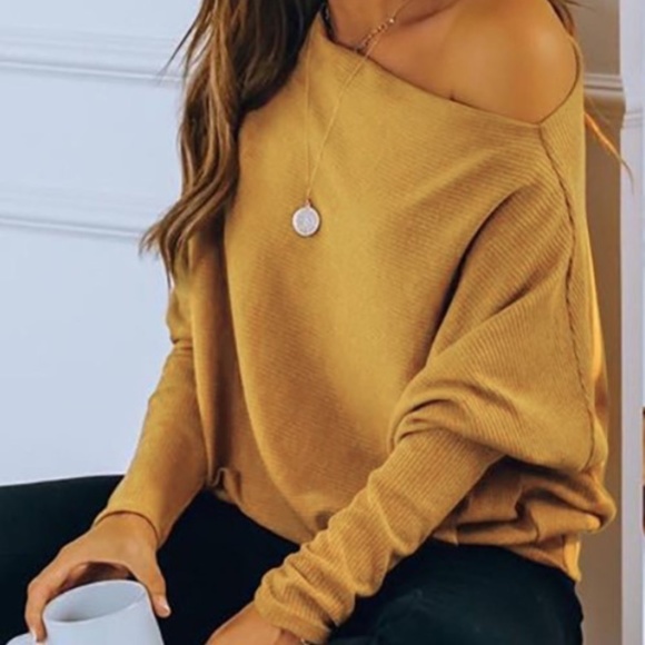 Slanted Shoulder Casual Long Sleeve Knit Top - Picture 12 of 12